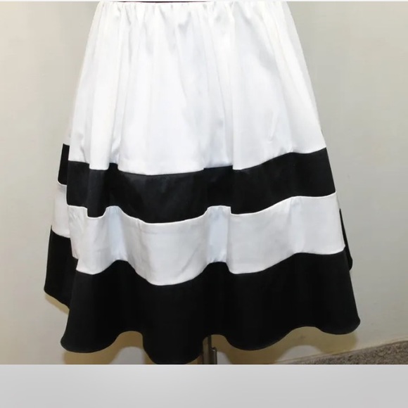 Glam Dress Women Black / White Strapless Fit And Flare Dress Small - Picture 6 of 10
